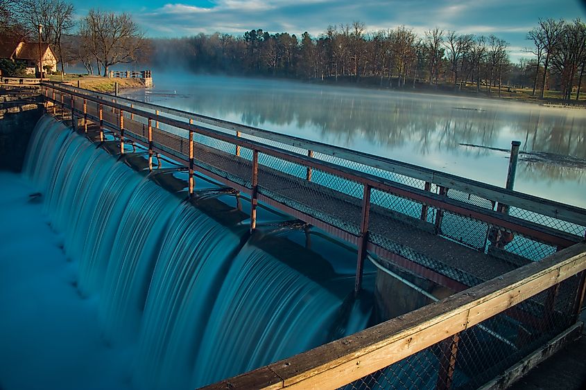 Mammoth Spring State Park in Arkansas, featuring the state’s largest natural spring