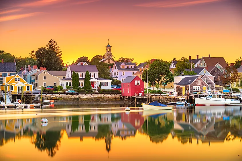 Portsmouth, New Hampshire, at dusk