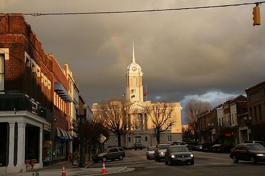 Town square in Columbia, Tennessee.