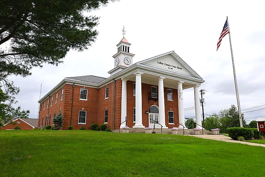 LaRue County Courthouse in Hodgenville, Kentucky