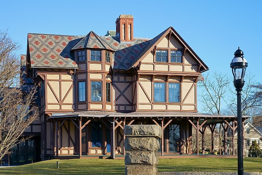 Historical Newport art museum. Editorial credit: Yingna Cai / Shutterstock.com