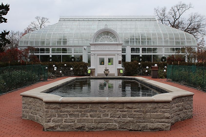 Toledo Zoo & Aquarium in November. In Wikipedia. https://en.wikipedia.org/wiki/Toledo_Zoo_%26_Aquarium By DreamingKoala - Own work, CC BY-SA 4.0, https://commons.wikimedia.org/w/index.php?curid=74894395