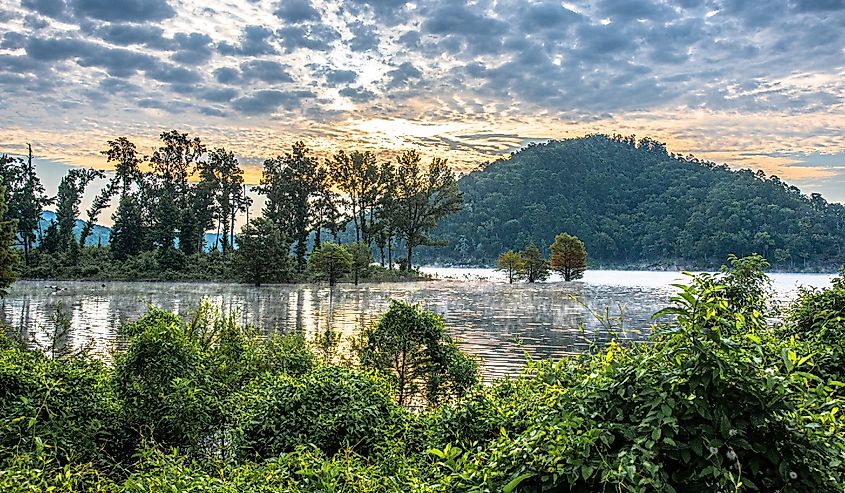 Sunrise on Broken Bow Lake