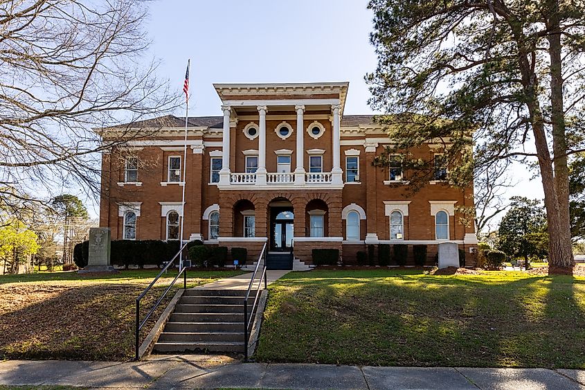 Collins, Mississippi: Covington County Courthouse.