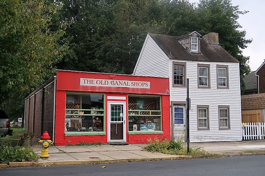 Exterior of The Old Canal Shops at 129 Clinton St, Delaware City, DE. Editorial credit: John Arehart / Shutterstock.com