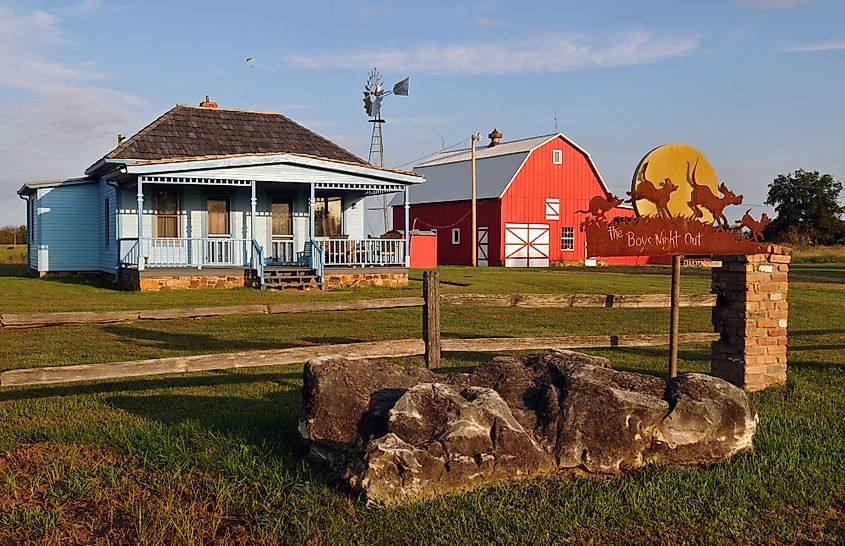 A farmhouse at Carthage, Missouri.