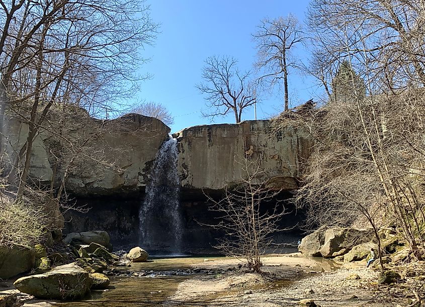  Williamsport Falls, Indiana’s tallest free-falling waterfall 