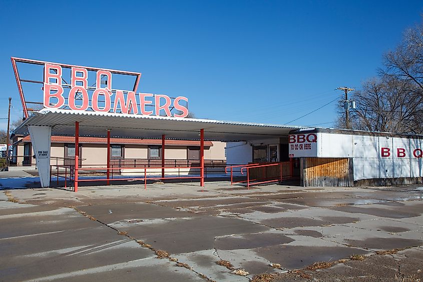 Raton, New Mexico, USA Boomers BBQ on a beautiful blue sky sunny day. Editorial credit: Christi LaViolette / Shutterstock.com