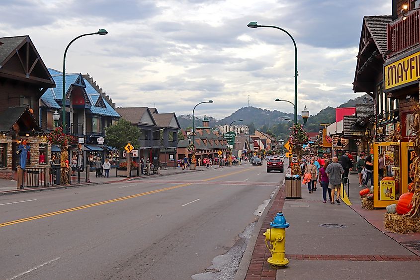 Gatlinburg, Tennessee. In Wikipedia. https://en.wikipedia.org/wiki/Gatlinburg,_Tennessee By Don McCulley - Own work, CC0, https://commons.wikimedia.org/w/index.php?curid=73999912