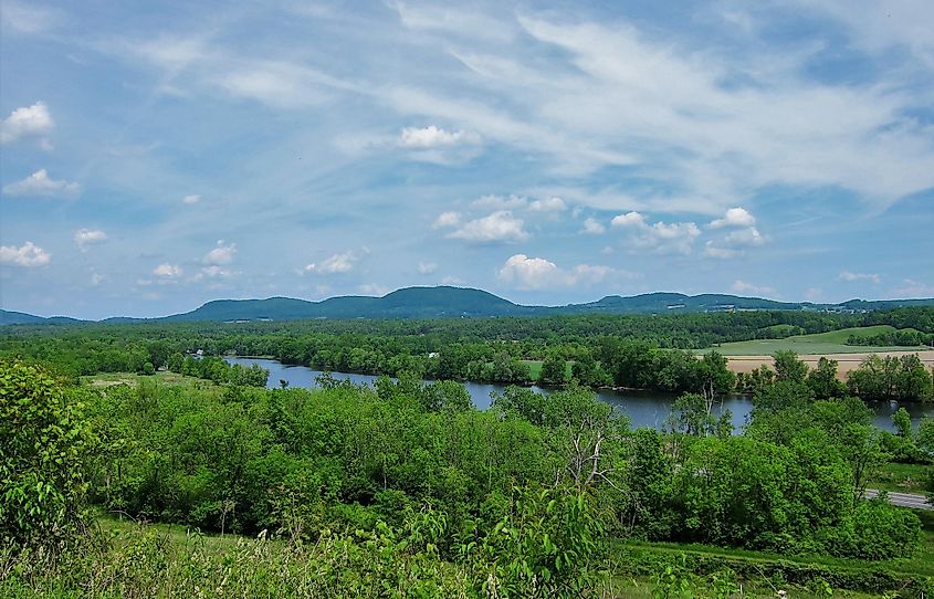 View of the Hudson River in Upstate New York, at Stillwater, NY, USA.