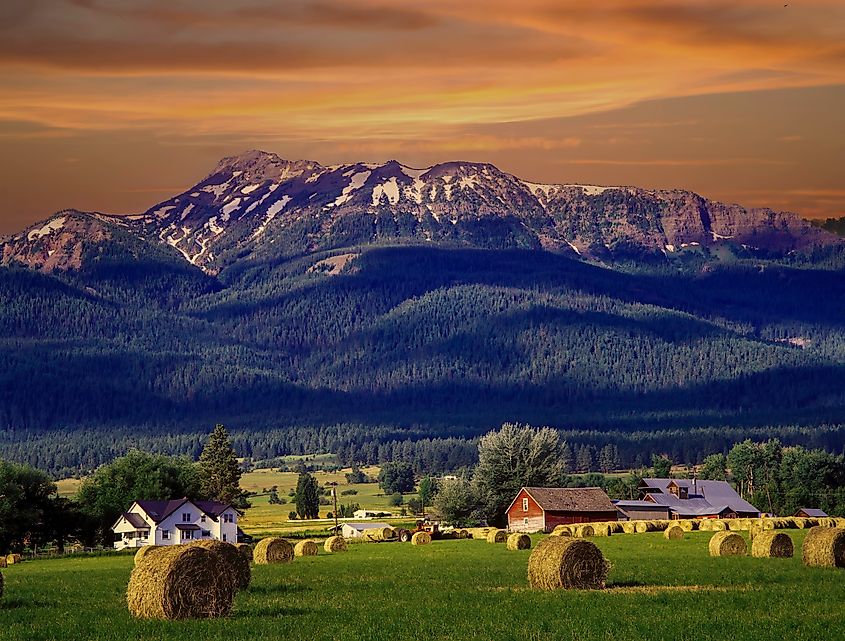 View of mountains near Baker City in Oregon.