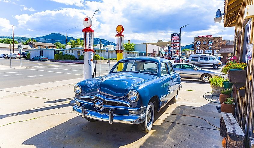 Williams, Arizona: Historic Route 66 near the Grand Canyon.