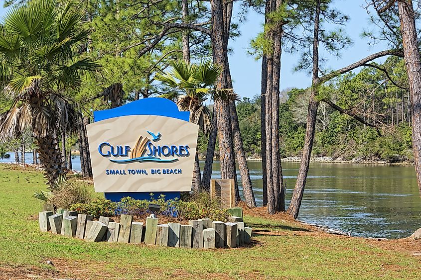 Welcome Sign For Gulf Shores, Alabama