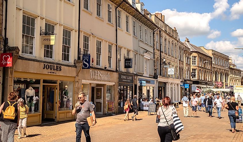 Stamford, Lincolnshire, England. A view back along the High Street in Stamford, Lincolnshire, England.