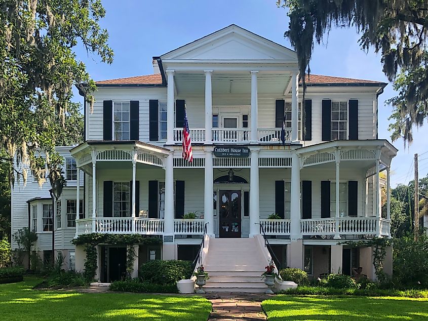 The historic Cuthbert House Inn along Bay Street in Beaufort, South Carolina.