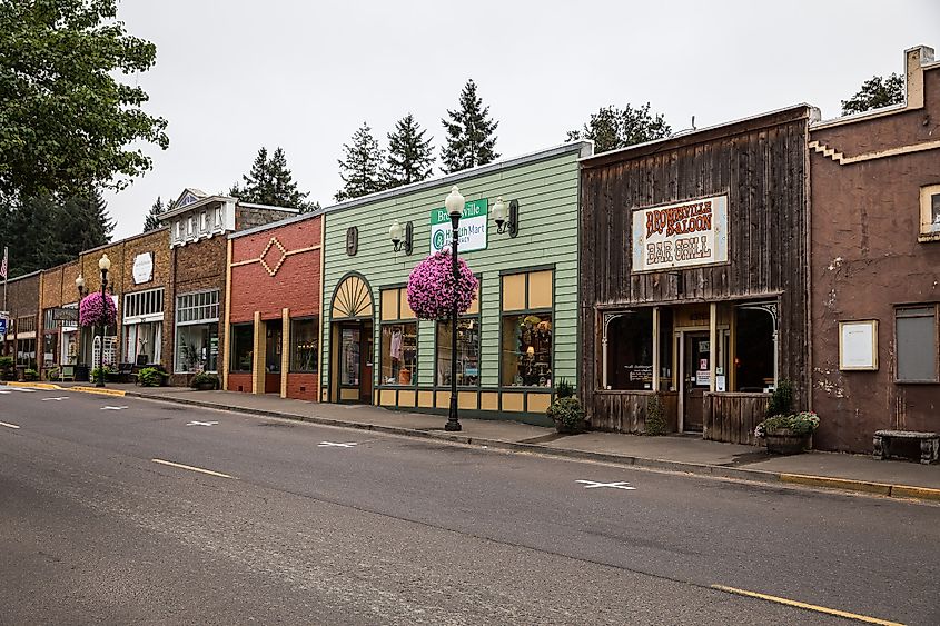 The charming downtown of Brownsville, Oregon, a town known hosting the Linn County Pioneer Picnic