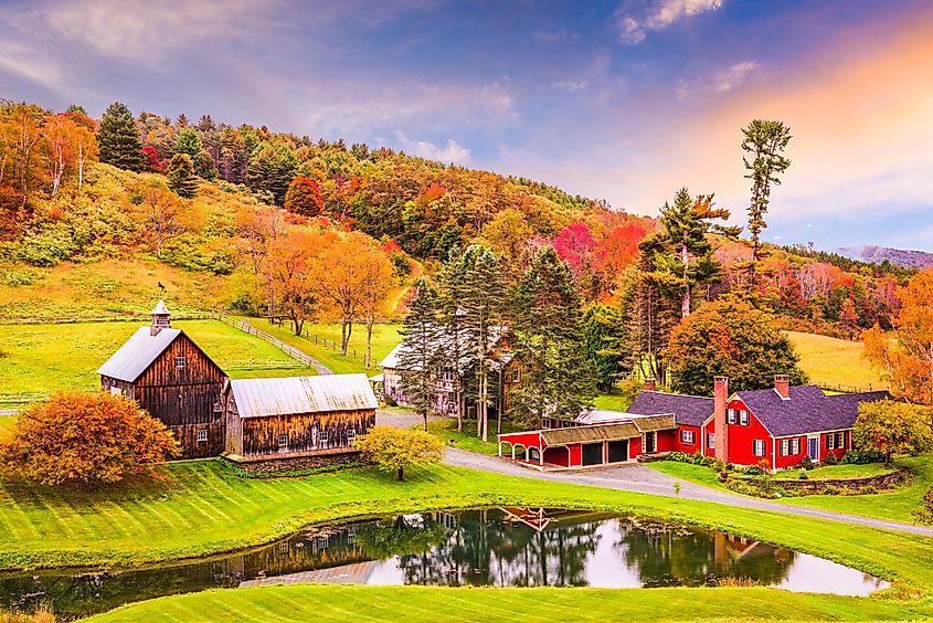 Rural scene in Vermont, USA, during early autumn.