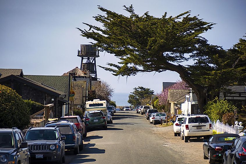 Back street in Mendocino, United States