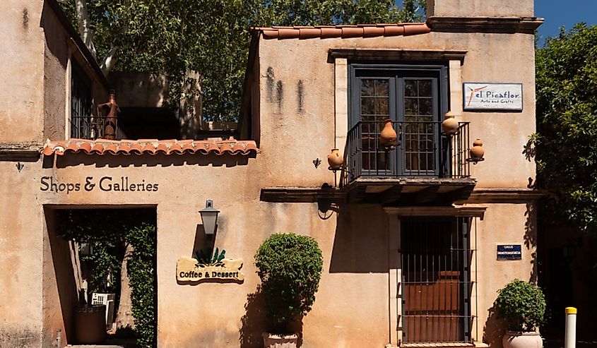 An art and shopping center in Tilaquepaque, Sedona.