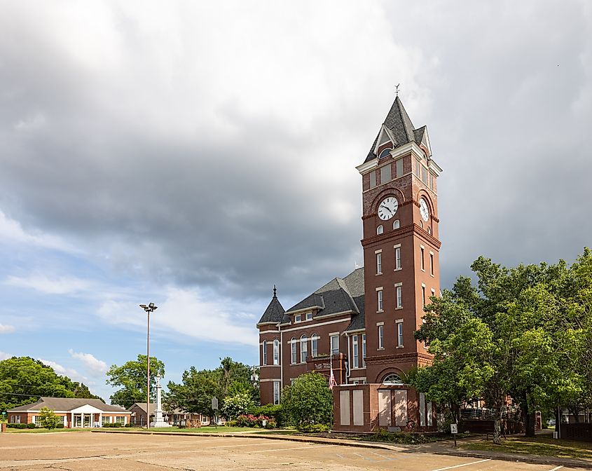 The Historic Clark County Courthouse in Arkadelphia, Arkansa, USA. Editorial credit: Roberto Galan / Shutterstock.com