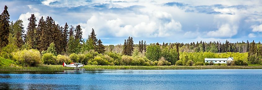 Hydroplane on Dugan Lake in Williams Lake, British Columbia, Canada