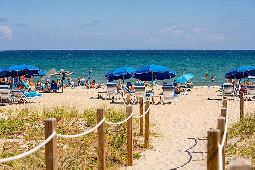 Way to the gorgeous beach in Delray Beach, Florida