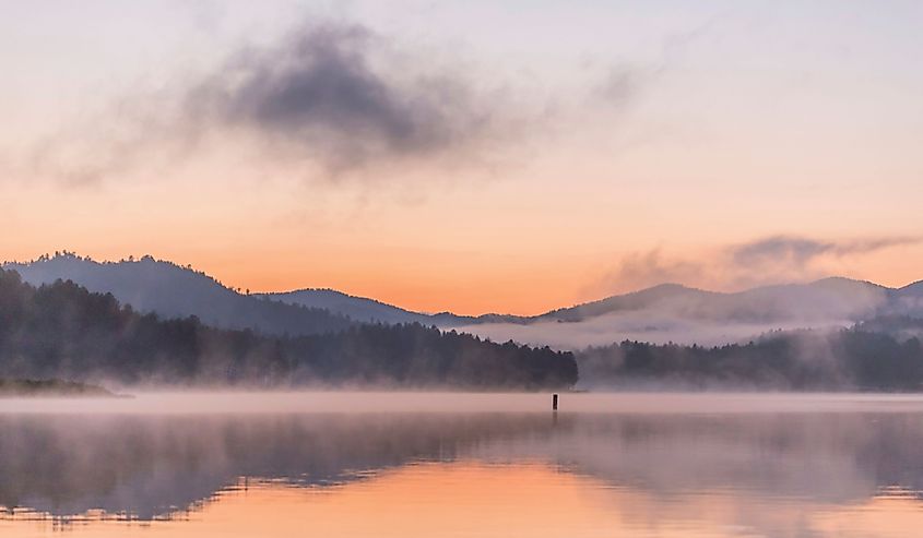 Sheridan Lake in the Black Hills. Image credit Sam Wagner via Shutterstock.