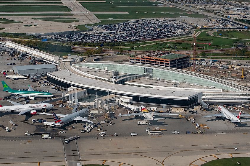 Aerial view of Terminal 5 at Chicago's O'Hare Airport.