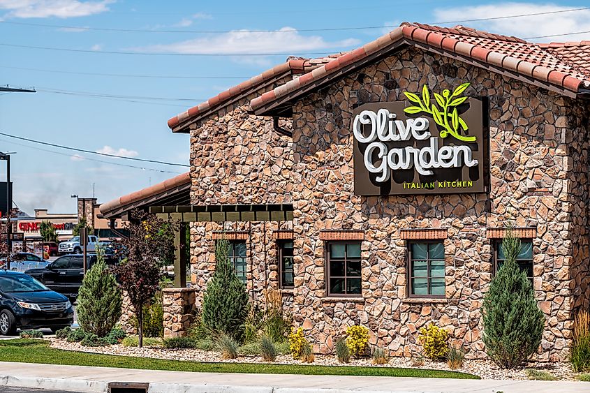 Olive Garden Italian restaurant facade and entrance sign, Spanish Fork, Utah, USA.