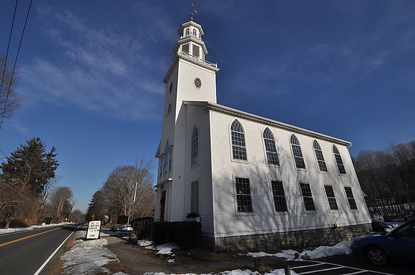 Church in the Quaker Farms Historic District, Oxford, Connecticut.