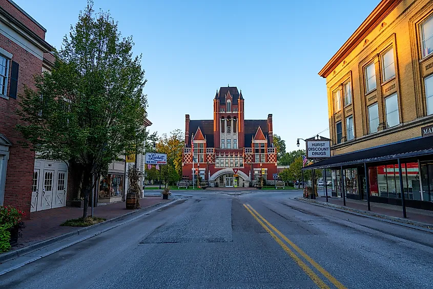 Main Street in Bardstown, Kentucky. Image credit Jason Busa via Shutterstock