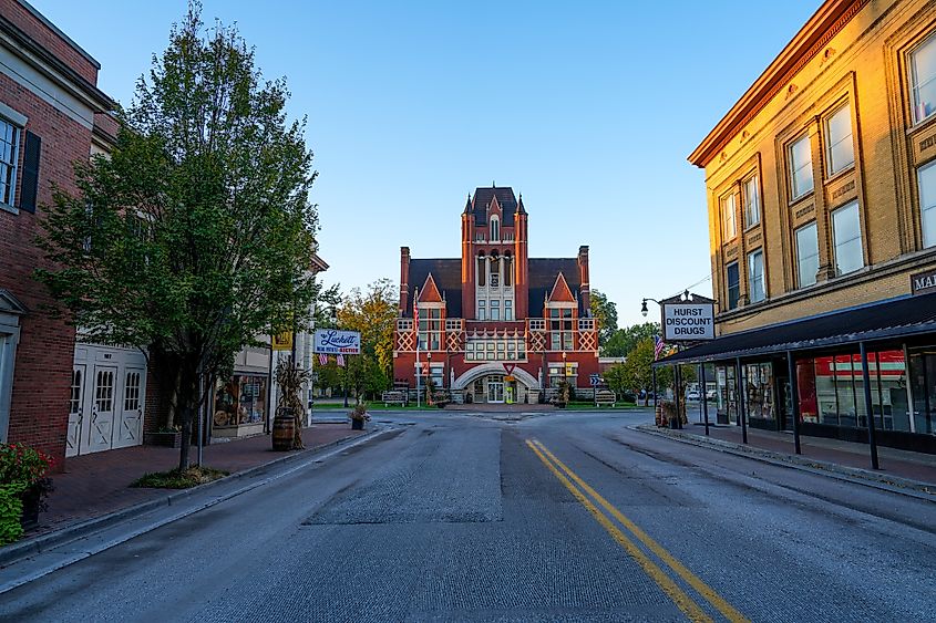 Main Street in Bardstown, Kentucky