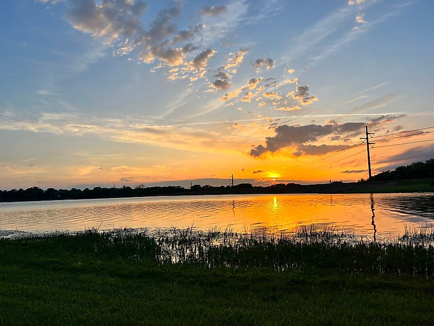 Sunset at Shawnee lake in Kansas