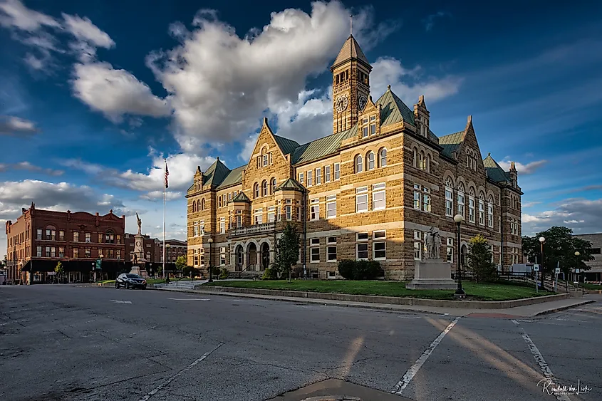 Coles County Courthouse, Charleston, Illinois