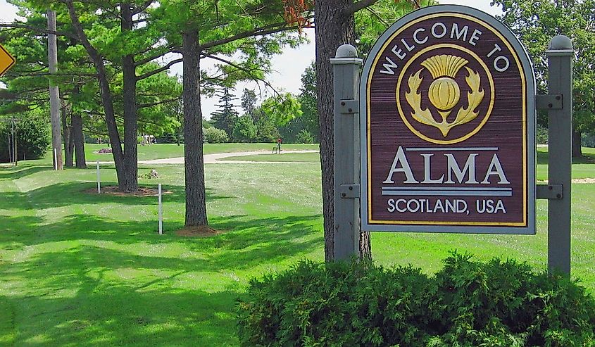 A sign welcoming visitors to "Scotland, USA" (Alma, Michigan)