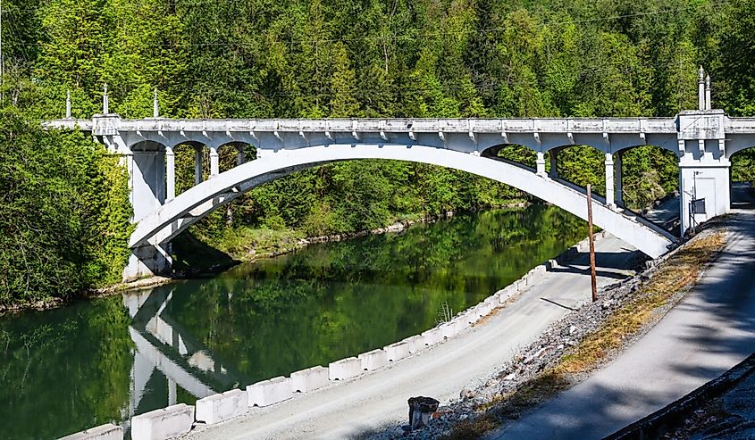 The Henry Thompson Bridge is a single span cement bridge in Concrete, Washington