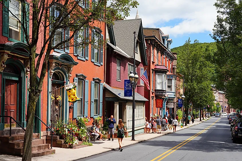 View of the historic town of Jim Thorpe, formerly known as Mauch Chunk, in the Lehigh Valley, Carbon County, Pennsylvania, USA