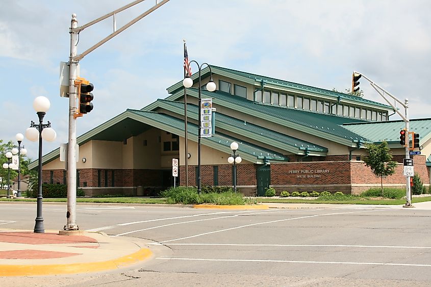 The public library building in Perry, Iowa.