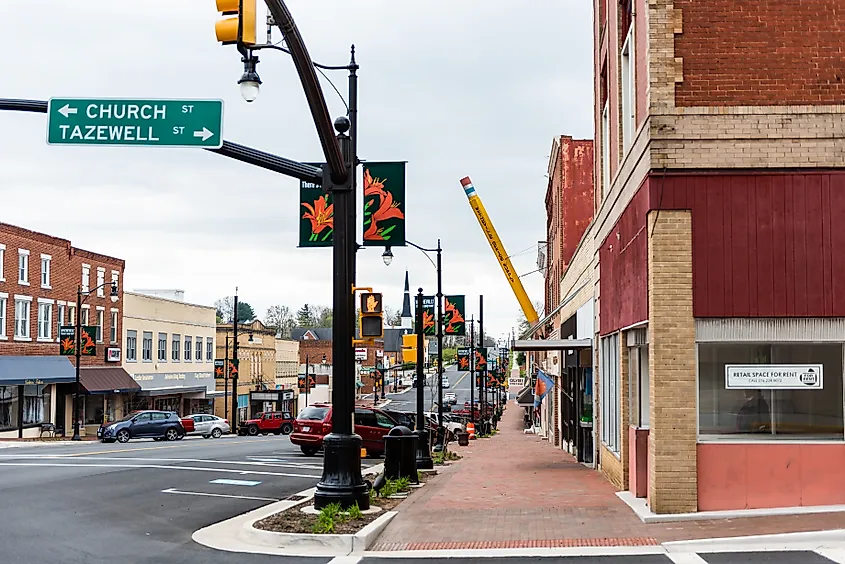 Virginia's Largest Pencil