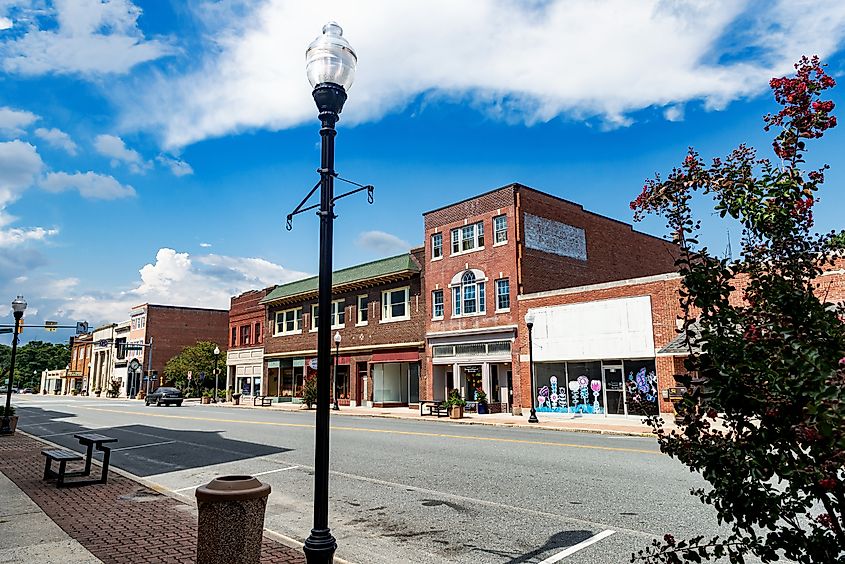 Street view in Pocomoke City, Maryland.