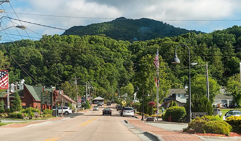 Downtown Banner Elk road street in North Carolina city town famous for Sugar and Beech Mountain ski resorts and store shops restaurants cafe trail sign