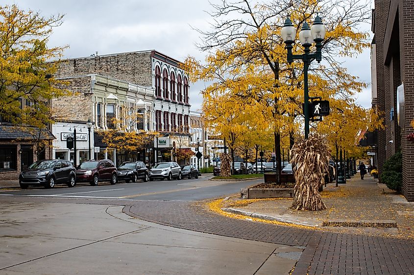 A beautiful view of a street in autumn in Petoskey, Northern Michigan. Editorial credit: Wirestock Creators / Shutterstock.com