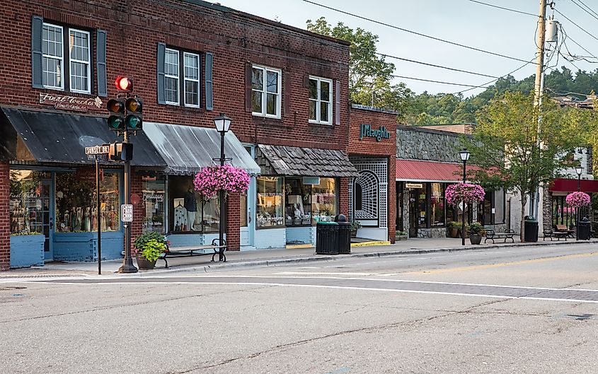 Brick buildings in downtown Blowing Rock, North Carolina.