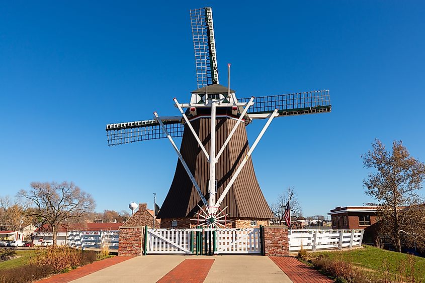 De Immigrant Windmill in Fulton, Illinois