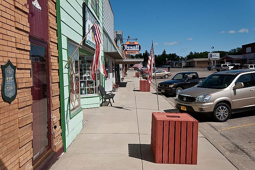 Downtown street in Garrison, North Dakota. Image credit Andrew Filer via Wikimedia Commons