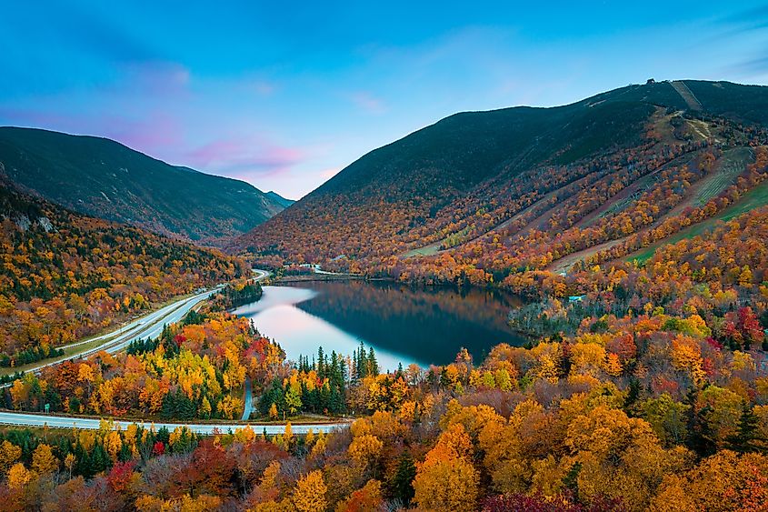 Fall colours in Franconia Notch State Park