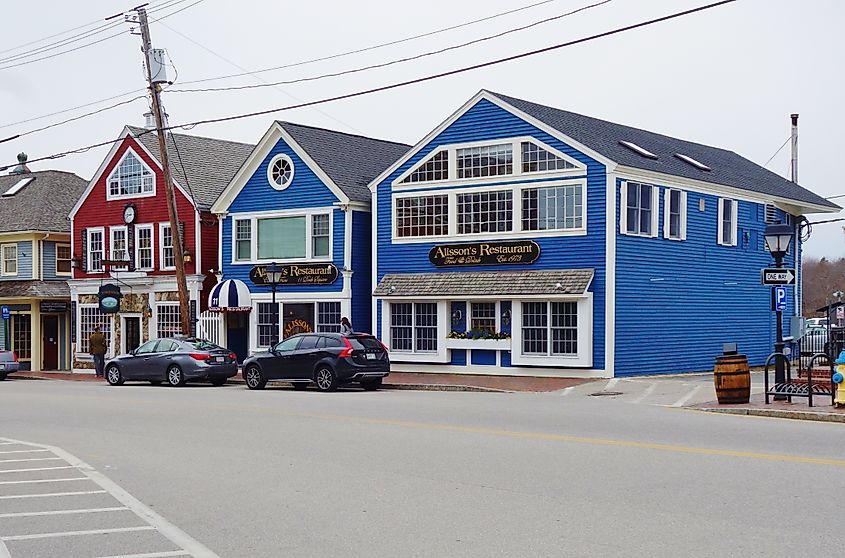 Vibrant buildings in Kennebunkport, Maine.