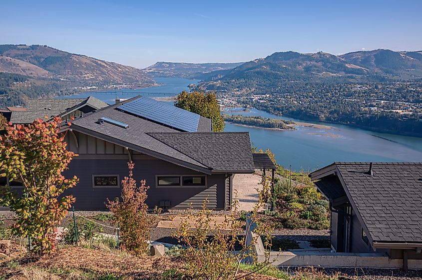 Overlooking White Salmon in Washington.