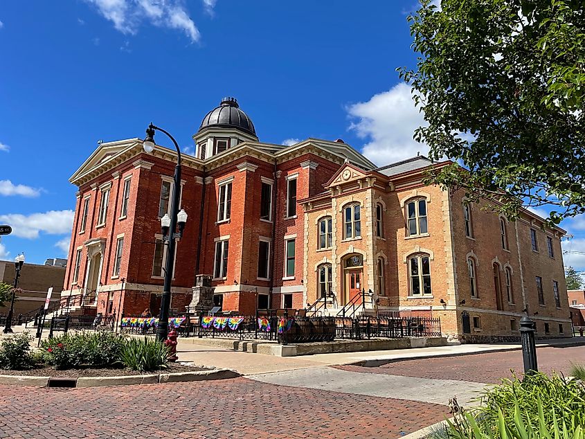 Old Courthouse in Woodstock Illinois where Groundhog day was filmed