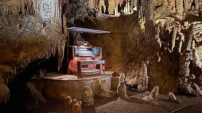 Great Stalacpipe Organ photo by Bryan Dearsley